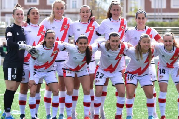 Rayo Vallecano de Camila Sáez y Yanara Aedo está a un paso de perder la categoría