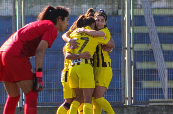 Fernández Vial golea a Huachipato y suma su sexto triunfo del año