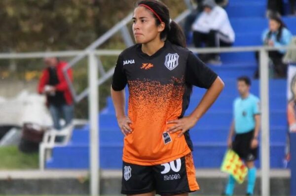 El Porvenir de Francisca Olmos pierde ante San Lorenzo de Camila Pavez