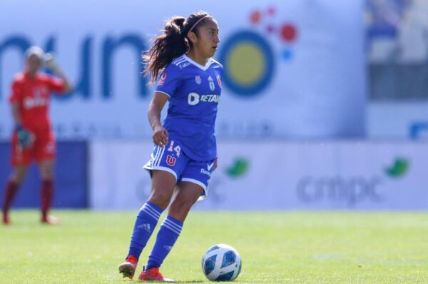 Ana Gutiérrez sufre una rotura de meniscos y será larga baja en U de Chile