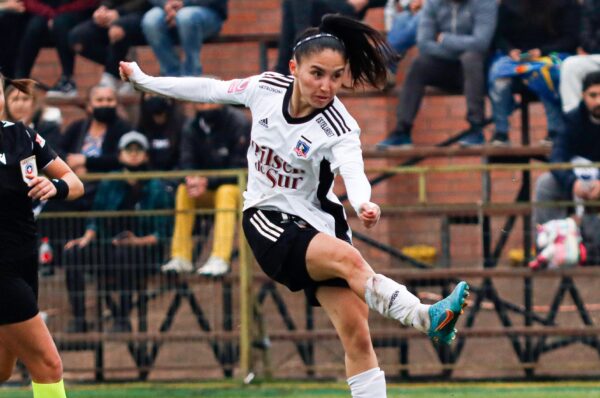 Colo-Colo derrota a Palestino en partido de alto impacto