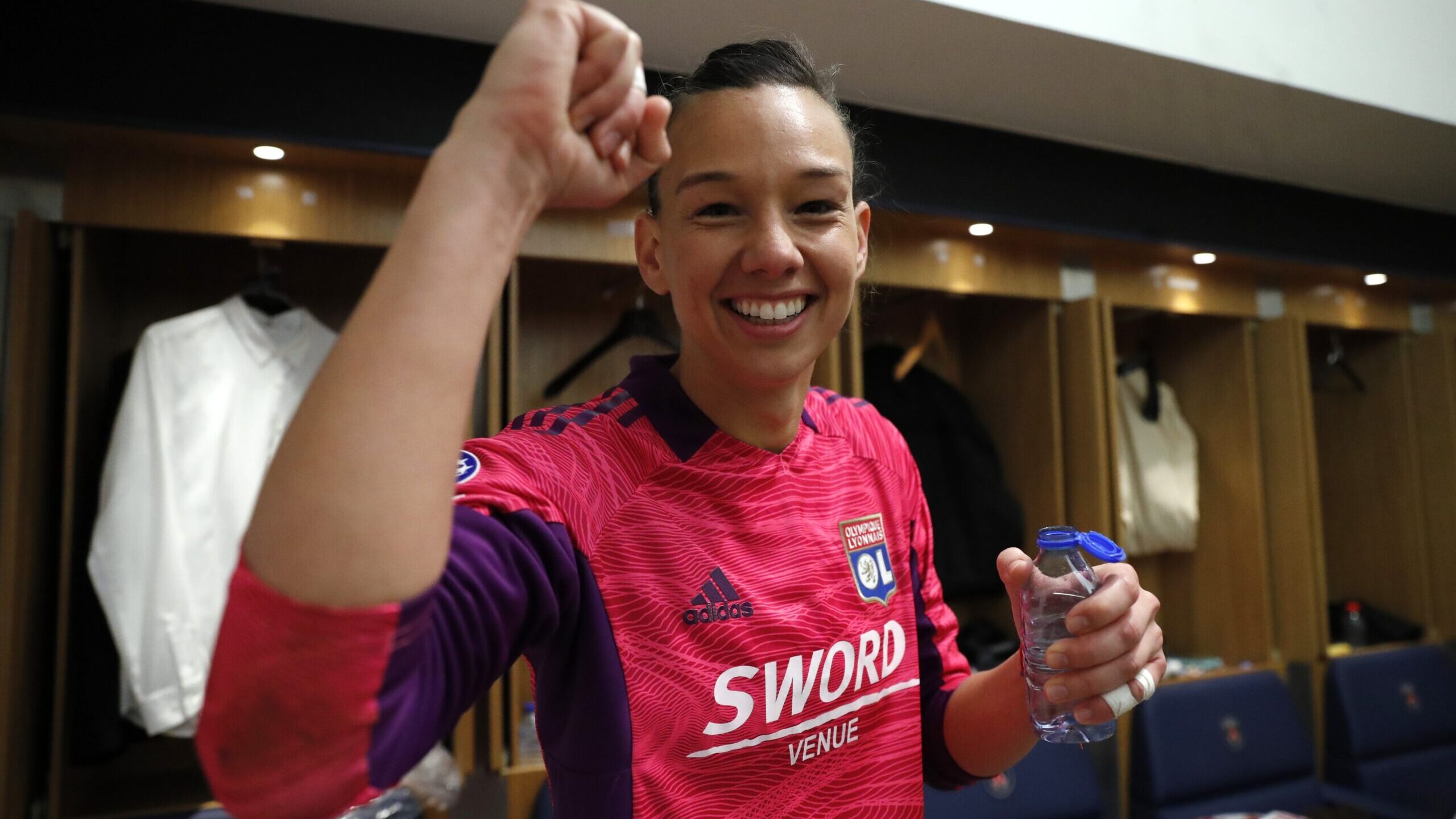 Christiane Endler podría convertirse en la cuarta ganadora de Libertadores y UWCL