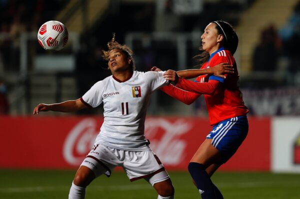 La Roja cae ante Venezuela y llega a la Copa América con dos derrotas
