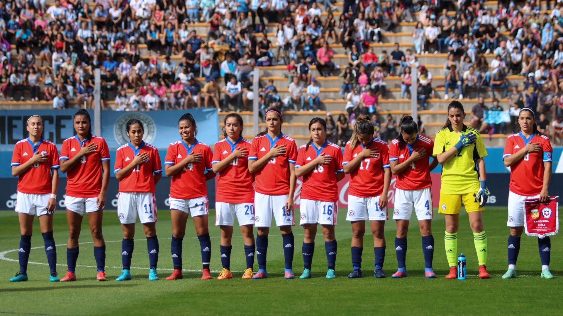 La nómina de 25 jugadoras de La Roja para enfrentar a Venezuela