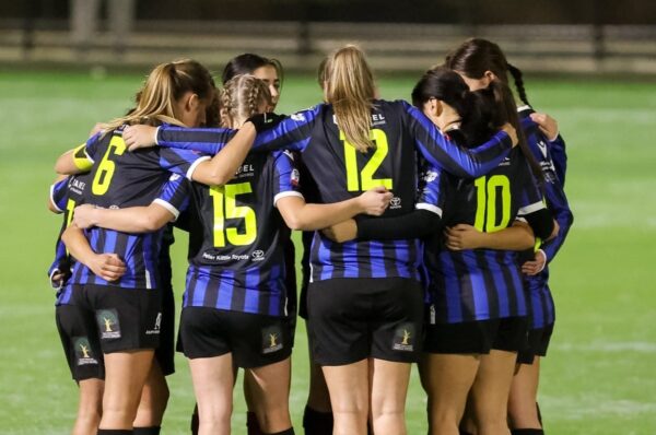 María José Rojas deslumbra y anota su tercer doblete con Salisbury Inter