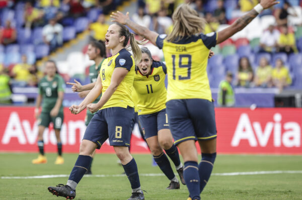 Ecuador golea a Bolivia en el partido inaugural de Copa América Femenina