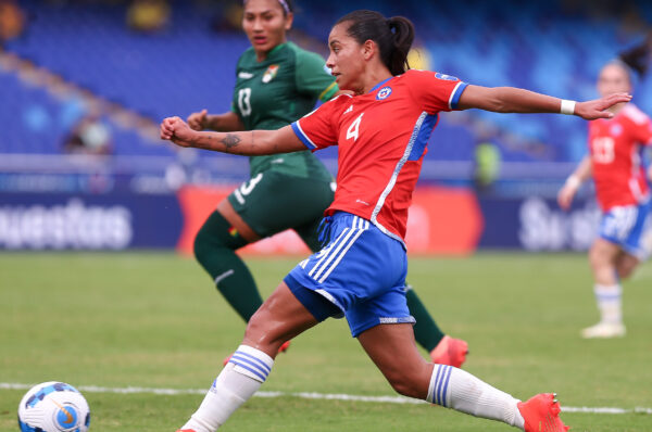 Francisca Lara es baja para Chile vs Colombia por covid-19
