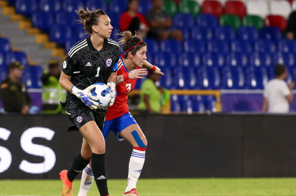 Christiane Endler aplaude a La Roja tras la victoria sobre Ecuador: “Cambió la actitud del equipo”