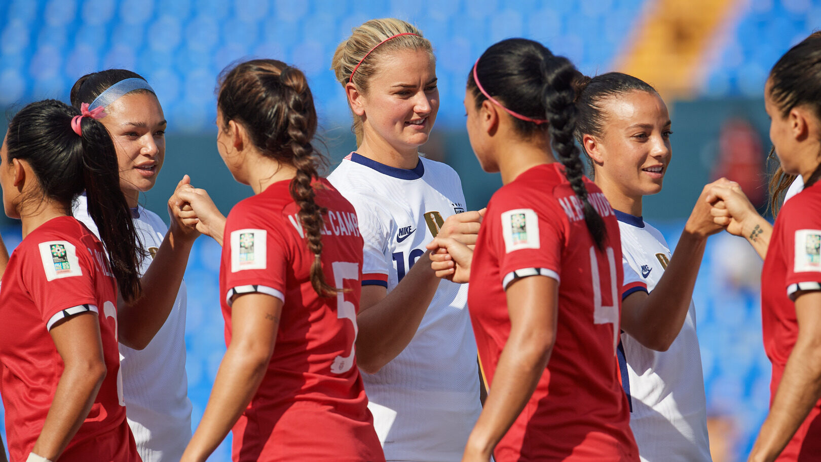 Estados Unidos y Canadá golean en semifinales y van por el título de Concacaf W