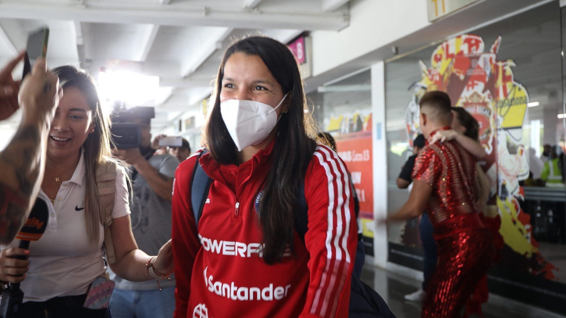 Karen Araya a la llegada de la Roja a Colombia: “Ojalá llegue pronto el día del debut”