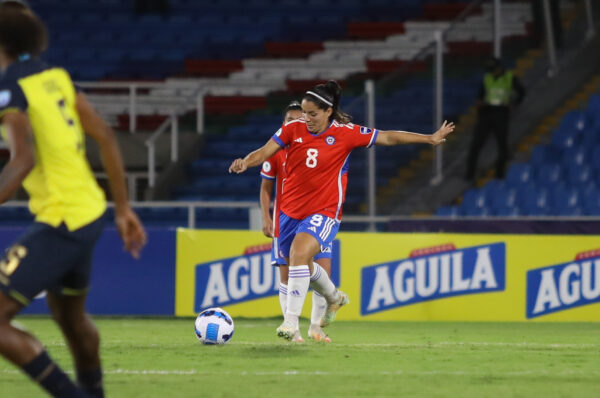 Karen Araya le tiene fe a la Roja ante Bolivia: “Lo enfrentamos pensando en ganar o ganar”