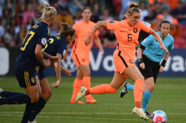 Termina la fecha 1 de la Eurocopa Femenina con goleada de Francia vs Italia