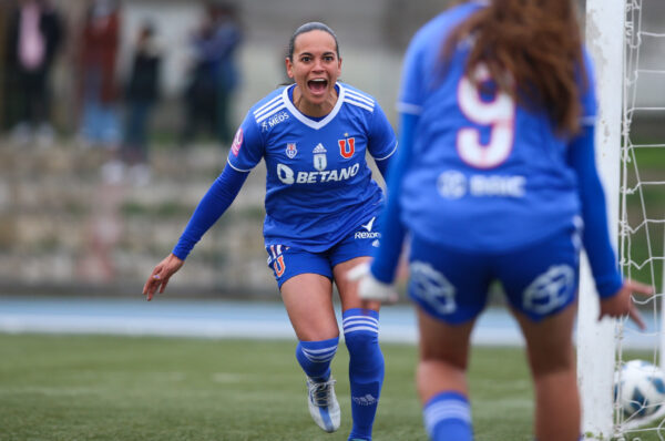 Universidad de Chile vence a un Deportes Iquique que cae en definitiva al grupo del descenso