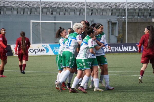 Deportes Puerto Montt comienza la lucha por la permanencia goleando a Deportes La Serena