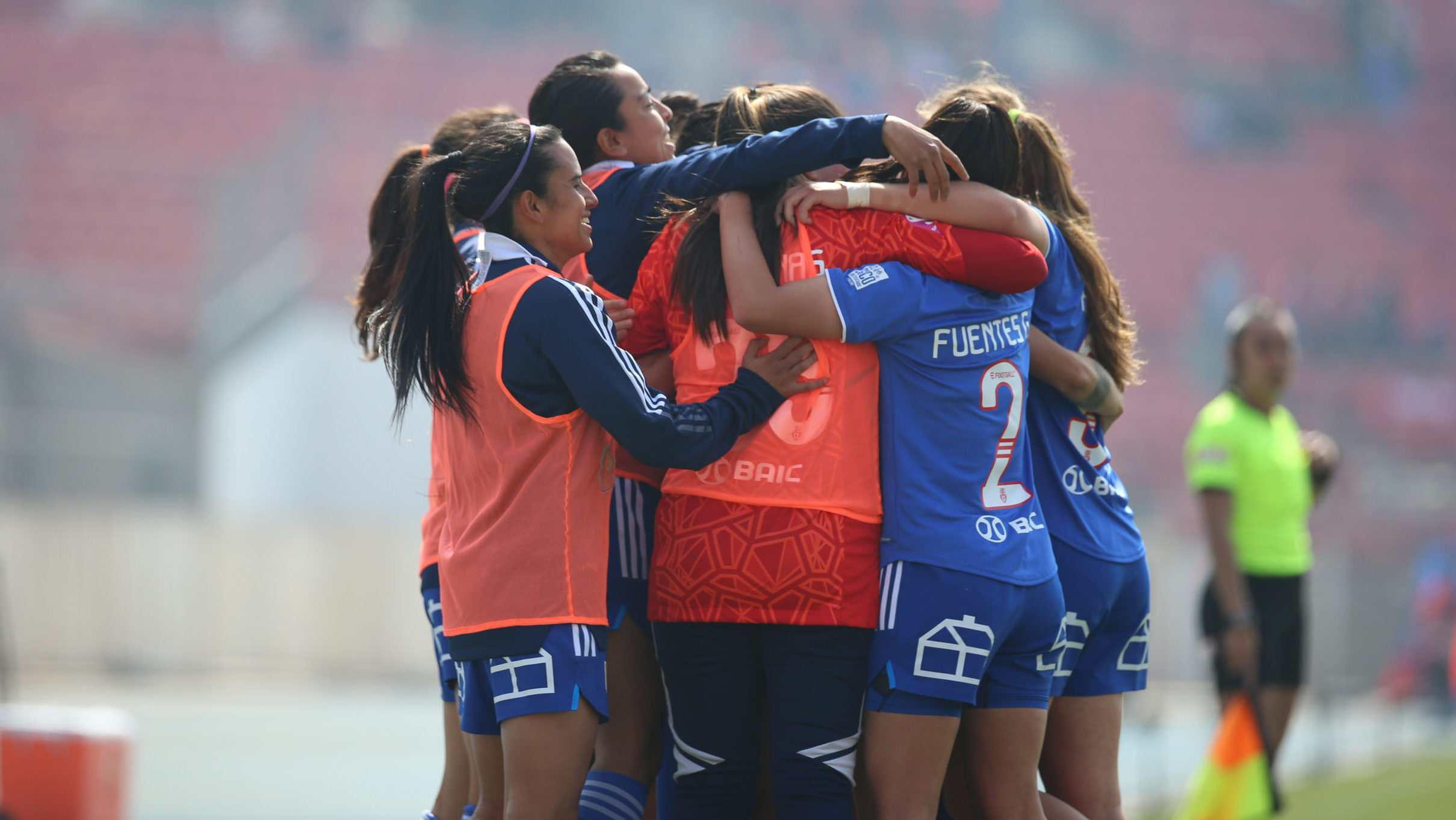 U de Chile golea a Universidad Católica en el debut de la segunda rueda