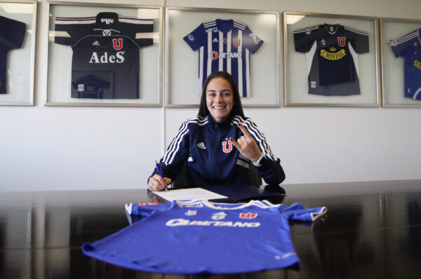 La paraguaya María Martínez Vecca es el tercer fichaje de U de Chile