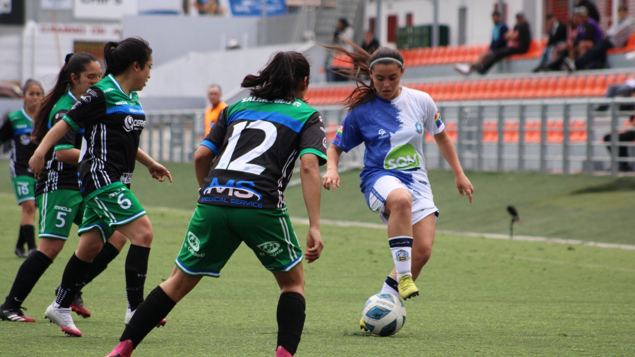 Deportes Antofagasta vence sobre la hora a Deportes Puerto Montt y se alza como líder del grupo B