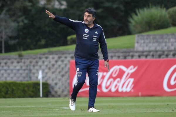 José Letelier y La Roja vs México: “Creo que enfrentarlas nos va a servir mucho”