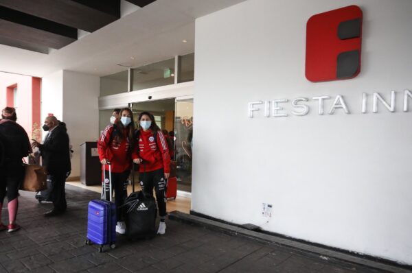 Christiane Endler es baja y La Roja viaja a México con Gabriela Bórquez