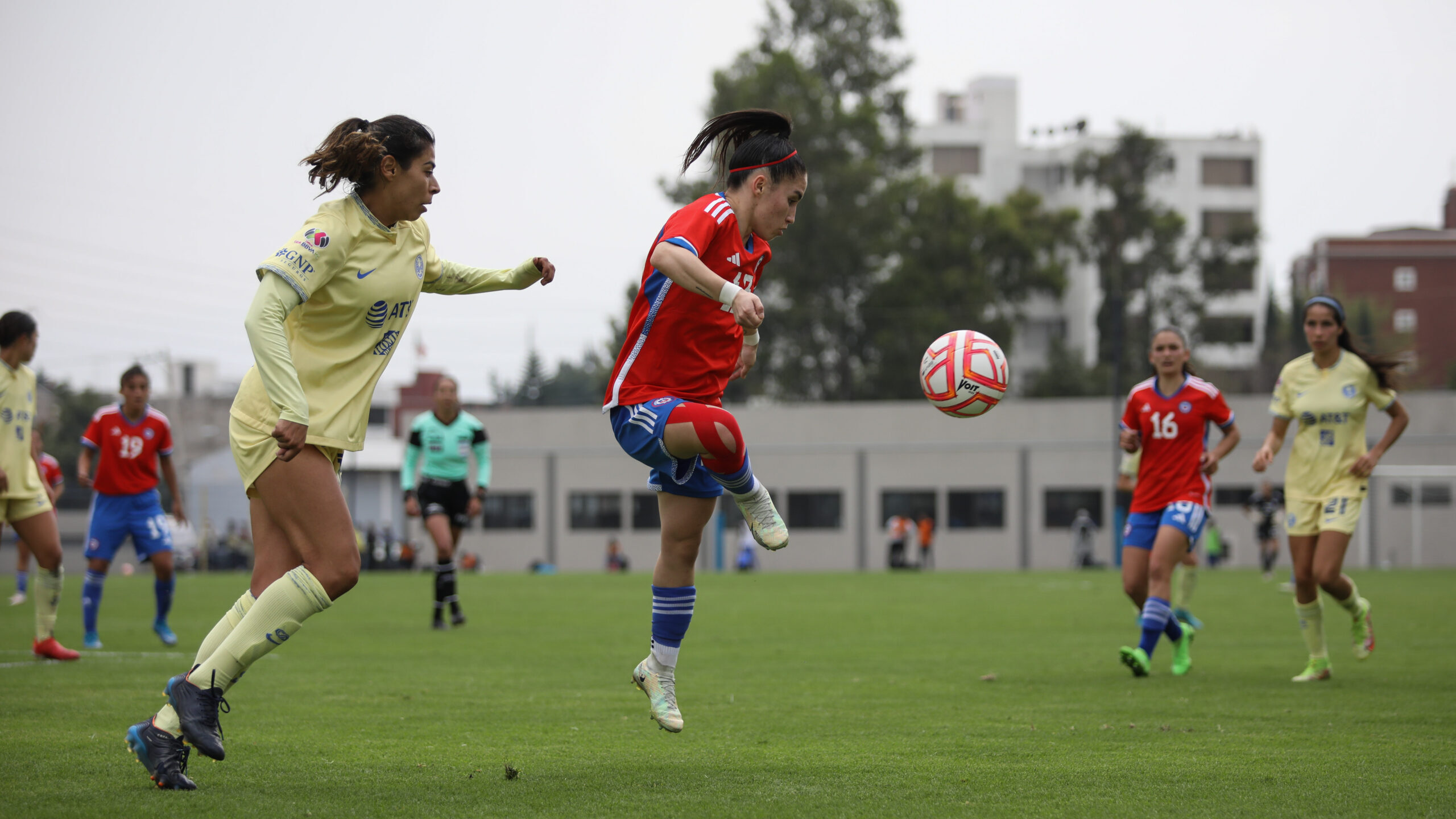 la roja vs américa