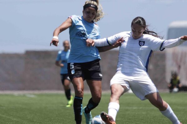 Huachipato derrota a Deportes Iquique y sale de zona de descenso directo