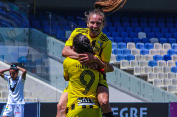 Fernández Vial vence por la cuenta mínima a Santiago Morning y mueve la parte alta de la tabla