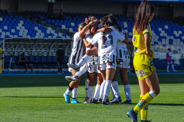 Fernández Vial derrota a Universidad de Concepción y cierra su pase a semifinales