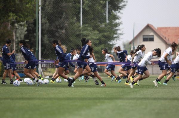 La primera nómina de microciclos de La Roja en 2023