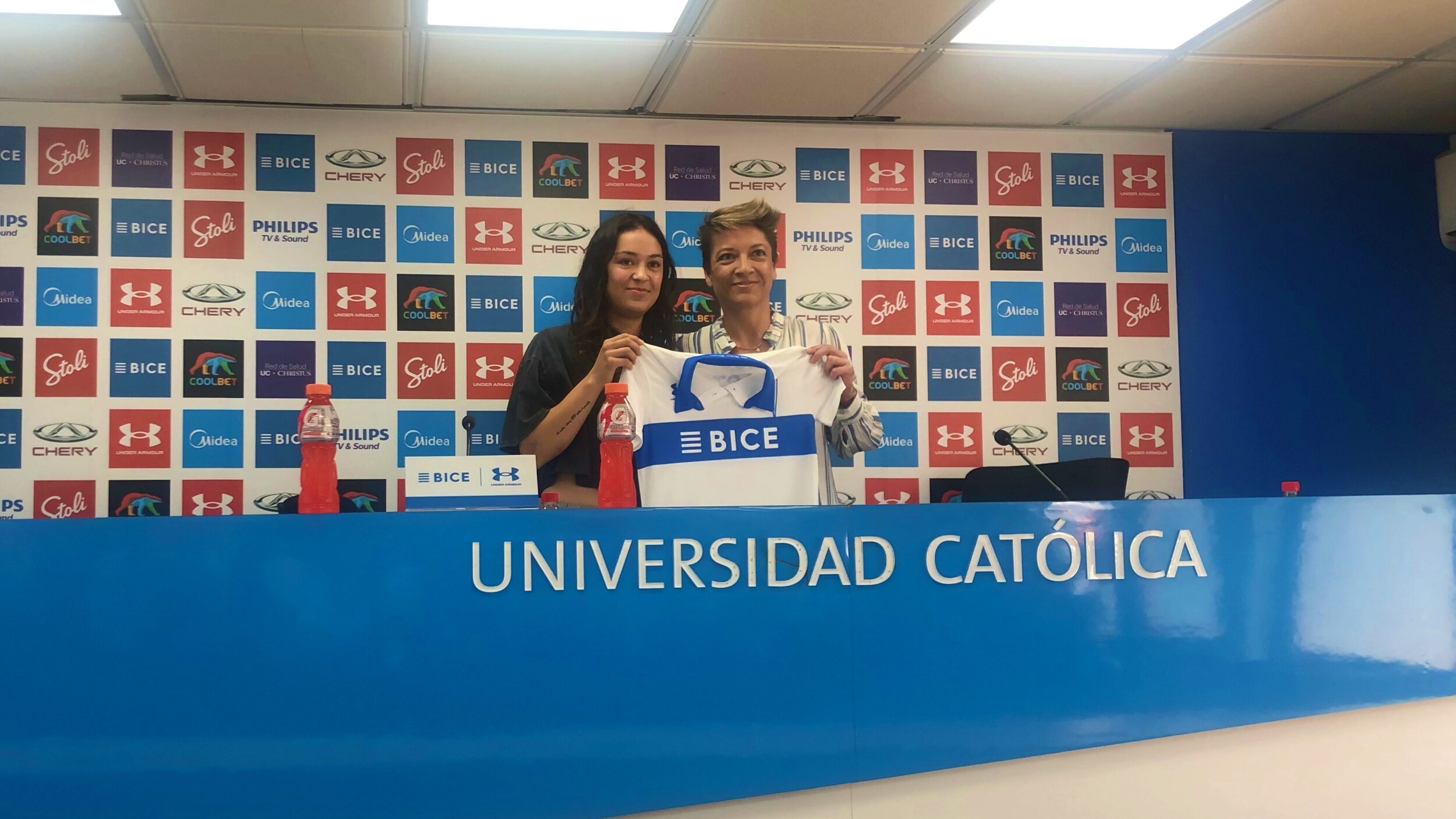 Helaine de Grange y su explicación de la polémica en Universidad Católica