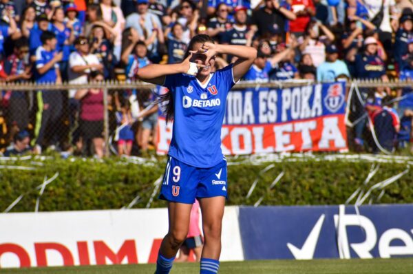 Universidad de Chile vence a Fernández Vial y alcanza su tercera final consecutiva