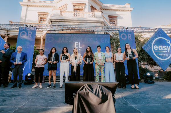 Todas las ganadoras de los Premios FutFem 2022