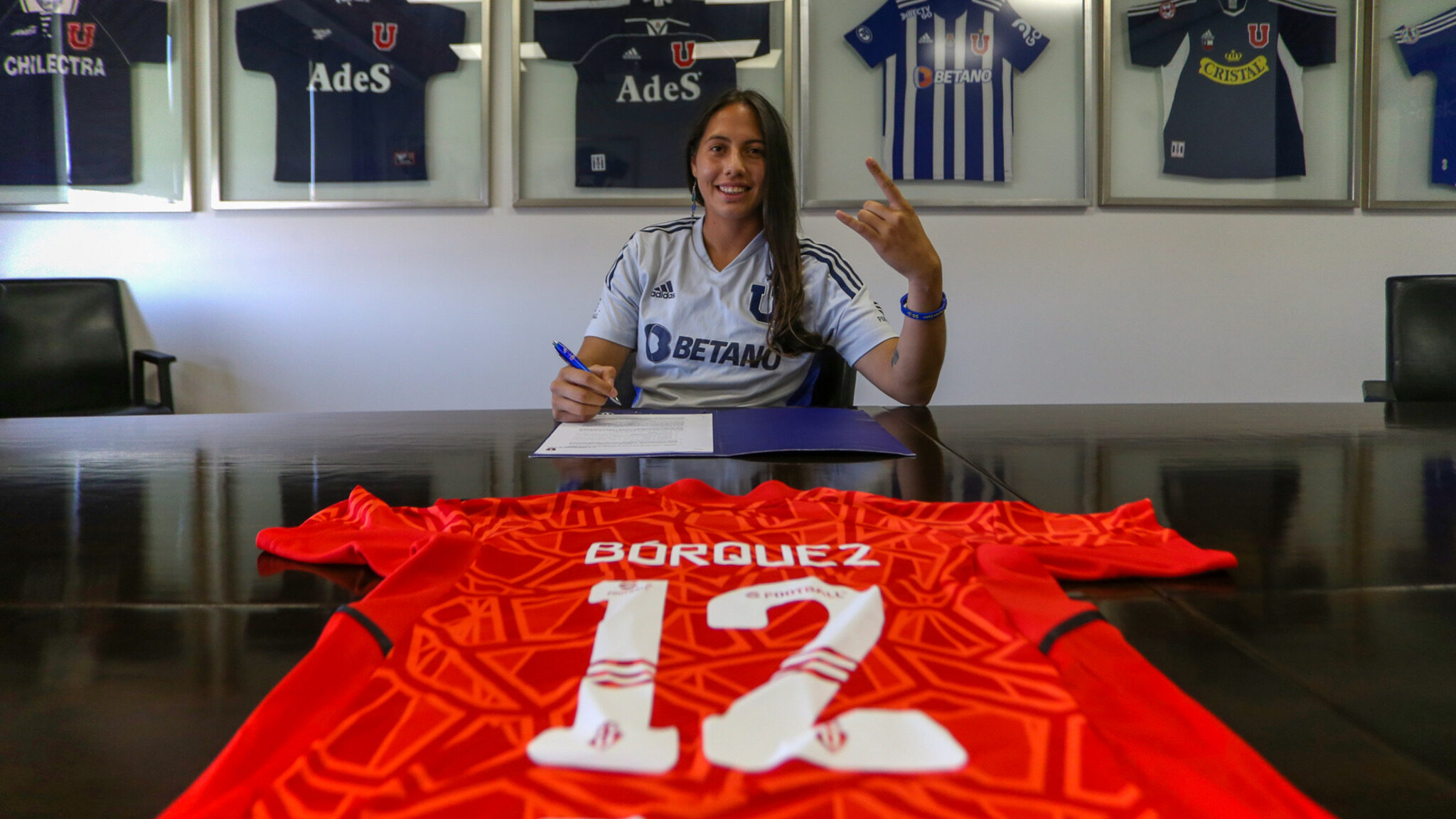 Gabriela Bórquez es el primer refuerzo de Universidad de Chile