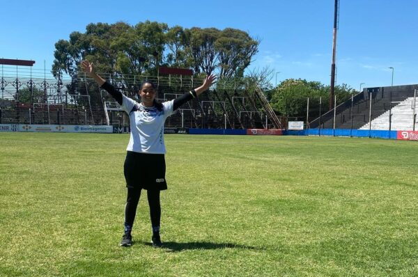 Kony González es refuerzo de El Porvenir de Argentina