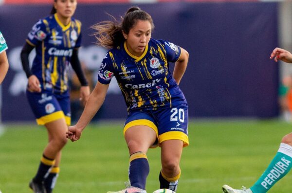 Resumen de las chilenas por el mundo del 14 y 15 de enero