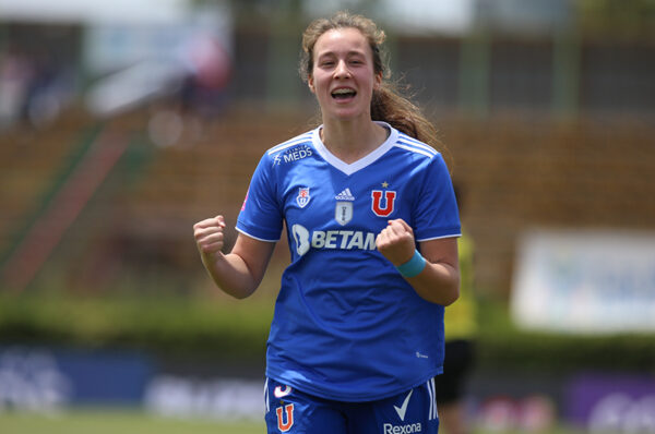 Sonya Keefe se despide de la U antes de viajar a España: “Espero que sea una linda experiencia”