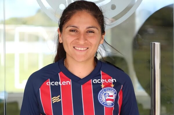 Yenny Acuña vive su primer entrenamiento en Bahía y prepara su debut
