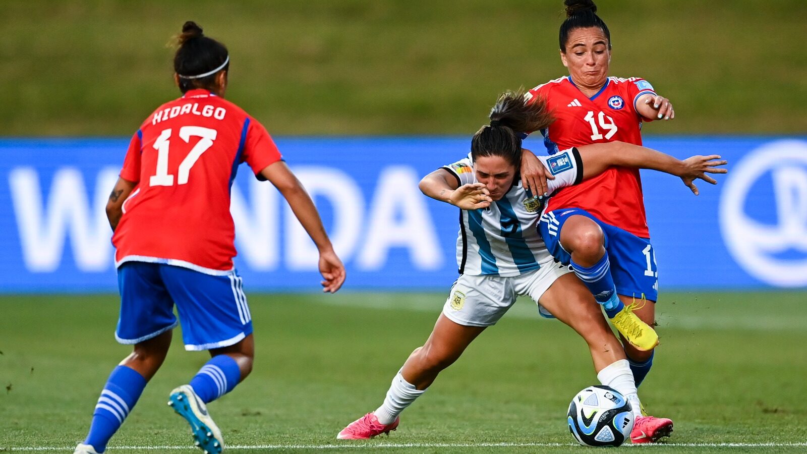 La Roja cae goleada por Argentina en el primer amistoso en Nueva Zelanda