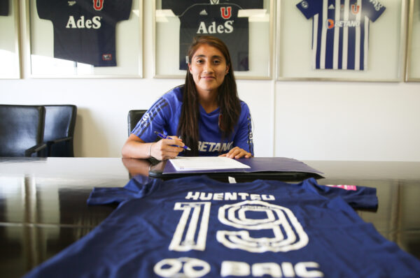 Yessenia Huenteo cierra su estadía en U de Chile por una temporada más