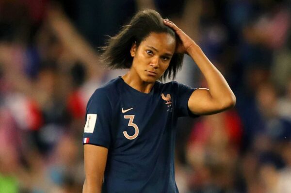 Wendie Renard recibe contundente respuesta desde la Federación de Francia