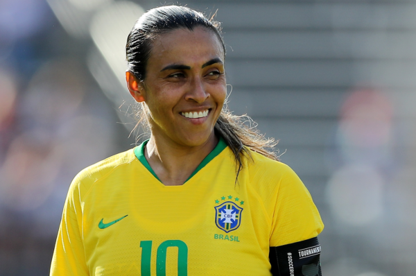 Marta está de regreso y vuelve a jugar con Brasil luego de su grave lesión