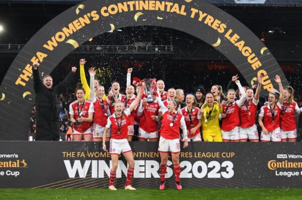 Arsenal se corona campeón de la Conti Cup tras vencer a Chelsea