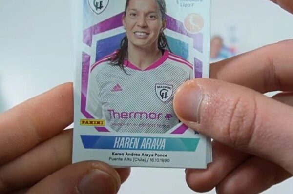 Las chilenas se toman el nuevo álbum de figuritas de la Liga F