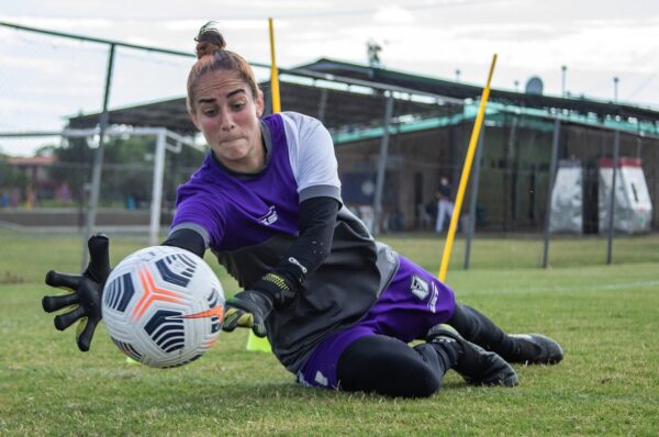 Fernanda Cárdenas es el último fichaje de Santiago Morning