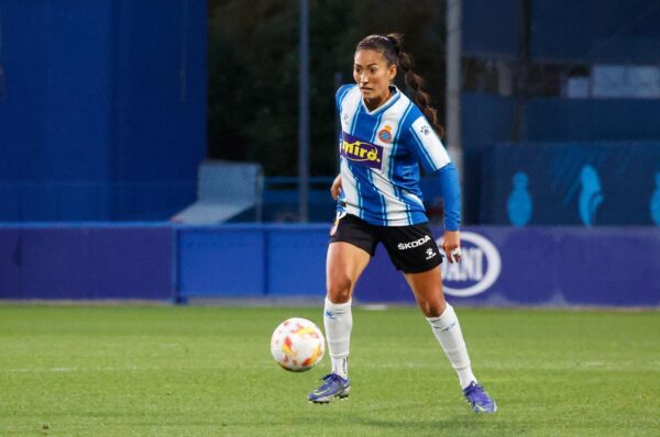 Sonya Keefe y Nayadet López Opazo anotan en la derrota de sus clubes en España