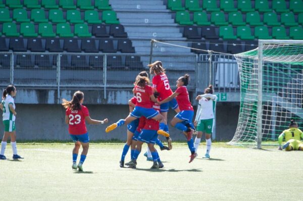 Gran remontada de Universidad Católica para triunfar ante Deportes Puerto Montt