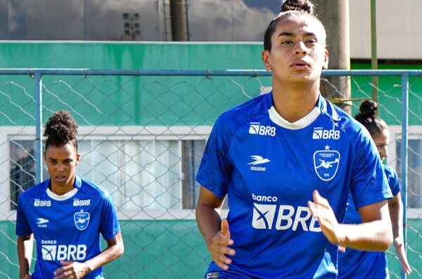 Laura de la Torre debuta este sábado en el Brasileirao Femenino A2