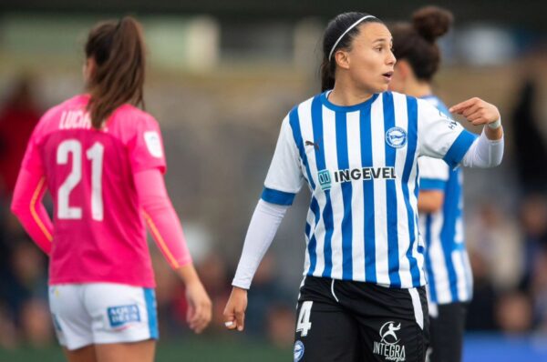 Deportivo Alavés cae al descenso en España pese a gol de Camila Sáez