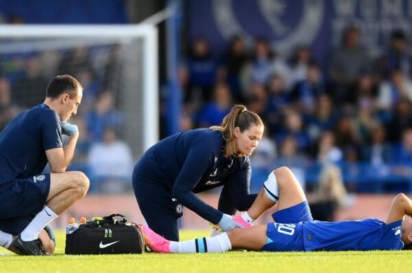 Sam Kerr genera alerta en Australia luego de su lesión