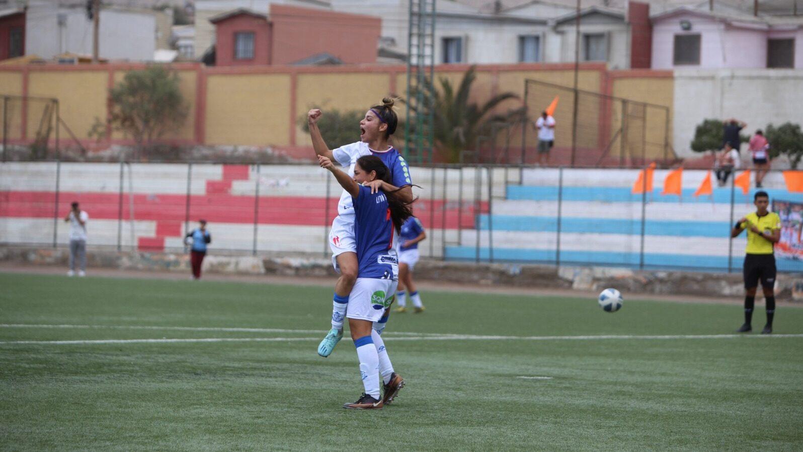 Antofagasta golea a Cobresal y sigue alargando su racha