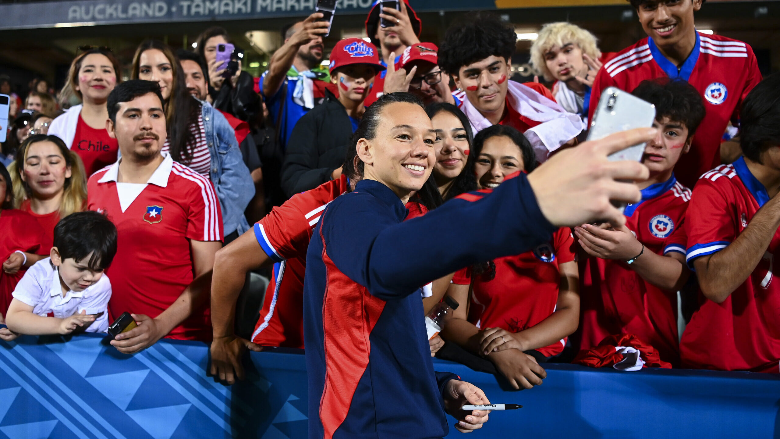 Christiane Endler será parte de La Roja de Luis Mena